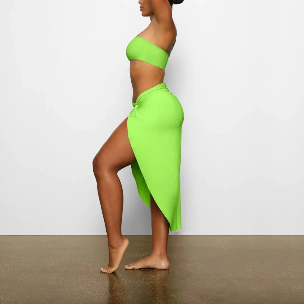 SKIMS Signature Swim Sarong Skirt in Neon Green (Size 4X)